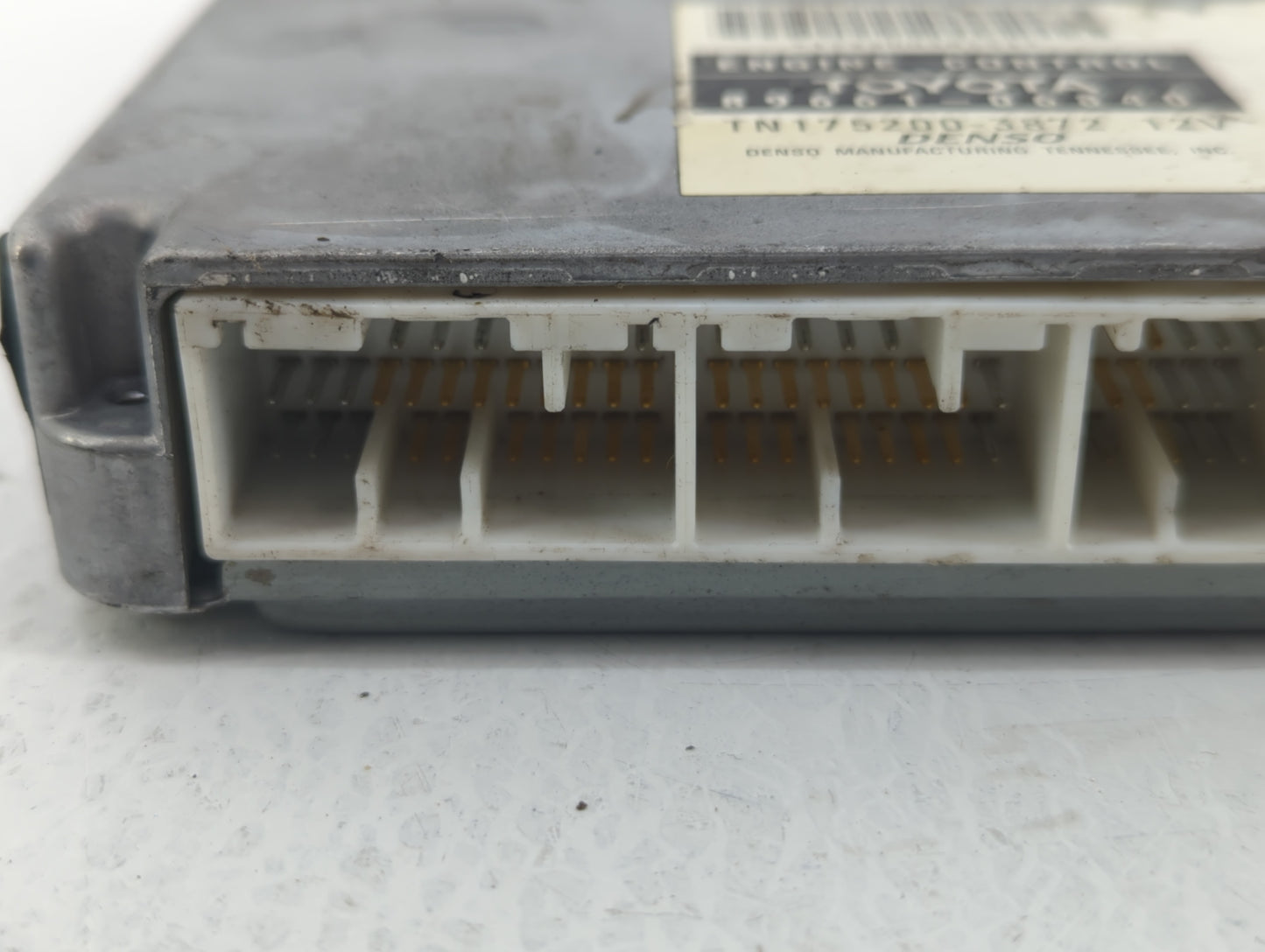 2000 Toyota Camry PCM Engine Control Computer ECU ECM PCU OEM P/N:89661-06841 Fits OEM Used Auto Parts - Oemusedautoparts1.c