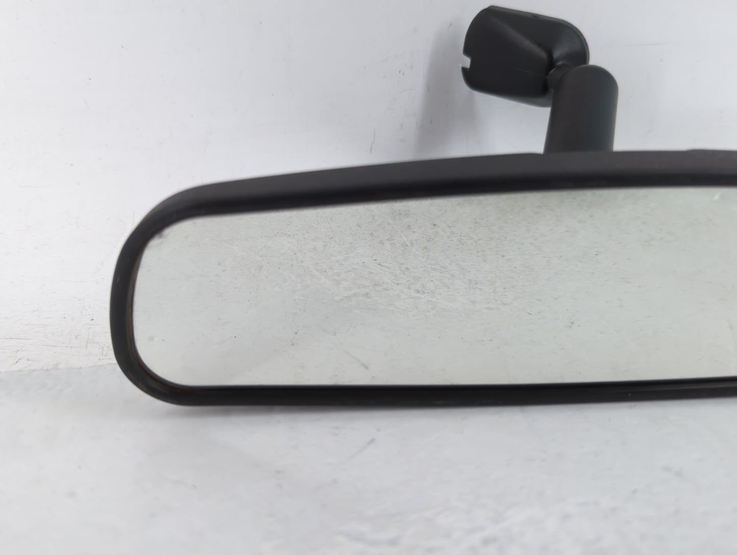 2000 Toyota Camry Interior Rear View Mirror Replacement OEM P/N:E8011681 Fits OEM Used Auto Parts - Oemusedautoparts1.com