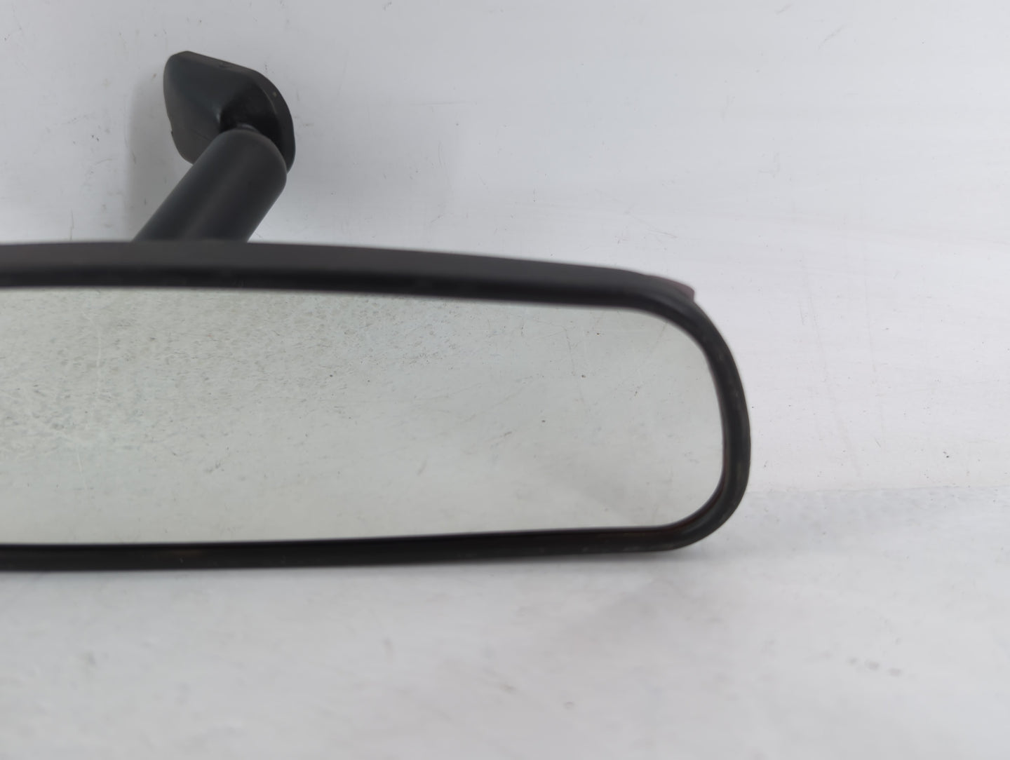 2000 Toyota Camry Interior Rear View Mirror Replacement OEM P/N:E8011681 Fits OEM Used Auto Parts - Oemusedautoparts1.com