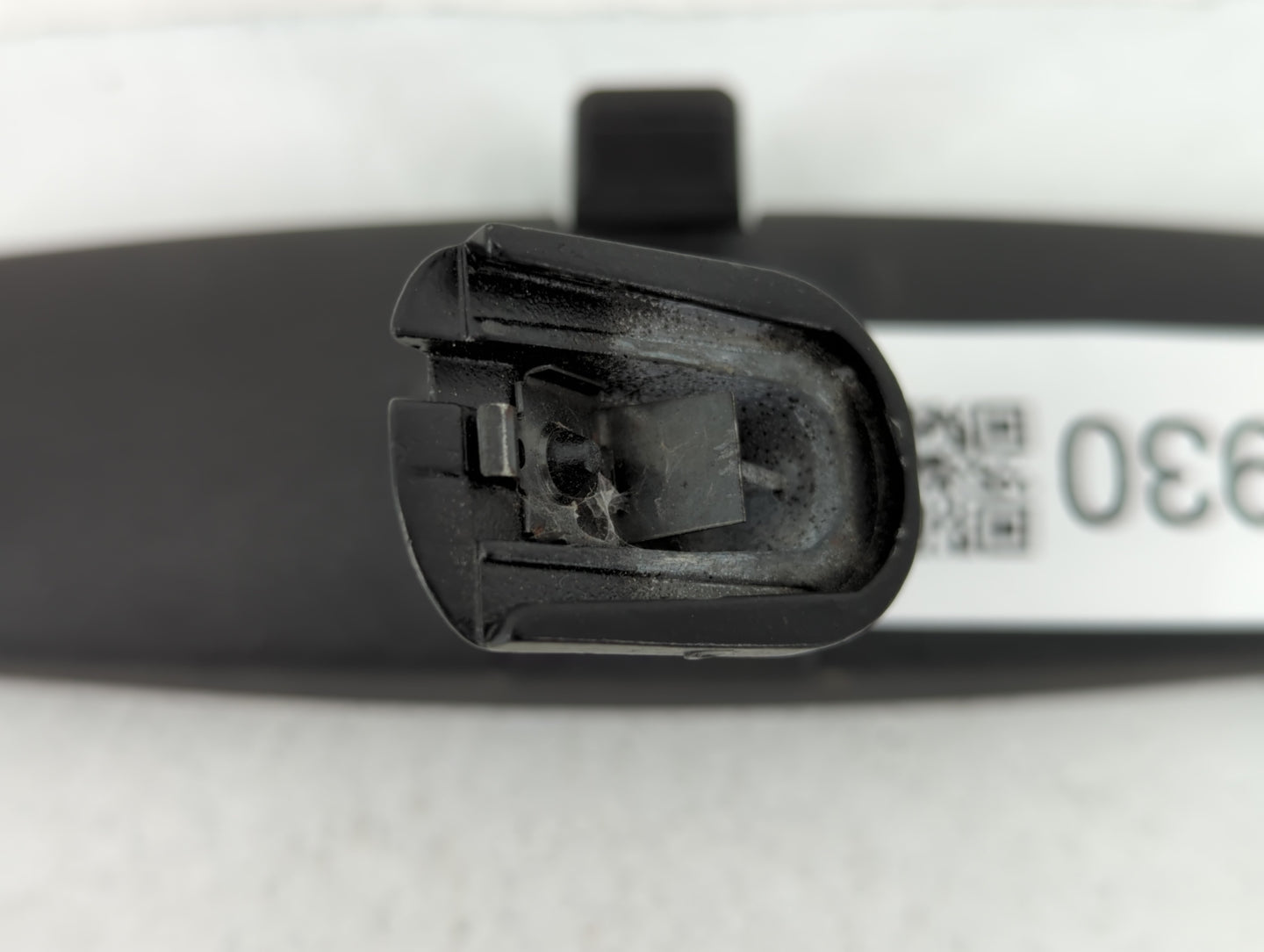 2000 Toyota Camry Interior Rear View Mirror Replacement OEM P/N:E8011681 Fits OEM Used Auto Parts - Oemusedautoparts1.com