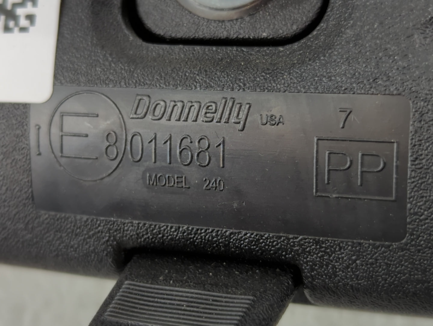 2000 Toyota Camry Interior Rear View Mirror Replacement OEM P/N:E8011681 Fits OEM Used Auto Parts - Oemusedautoparts1.com