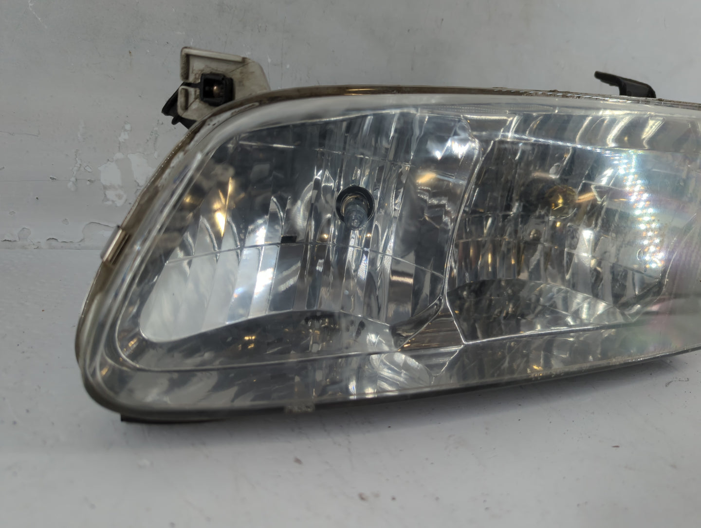 2000-2001 Toyota Camry Driver Left Oem Head Light Headlight Lamp - Oemusedautoparts1.com
