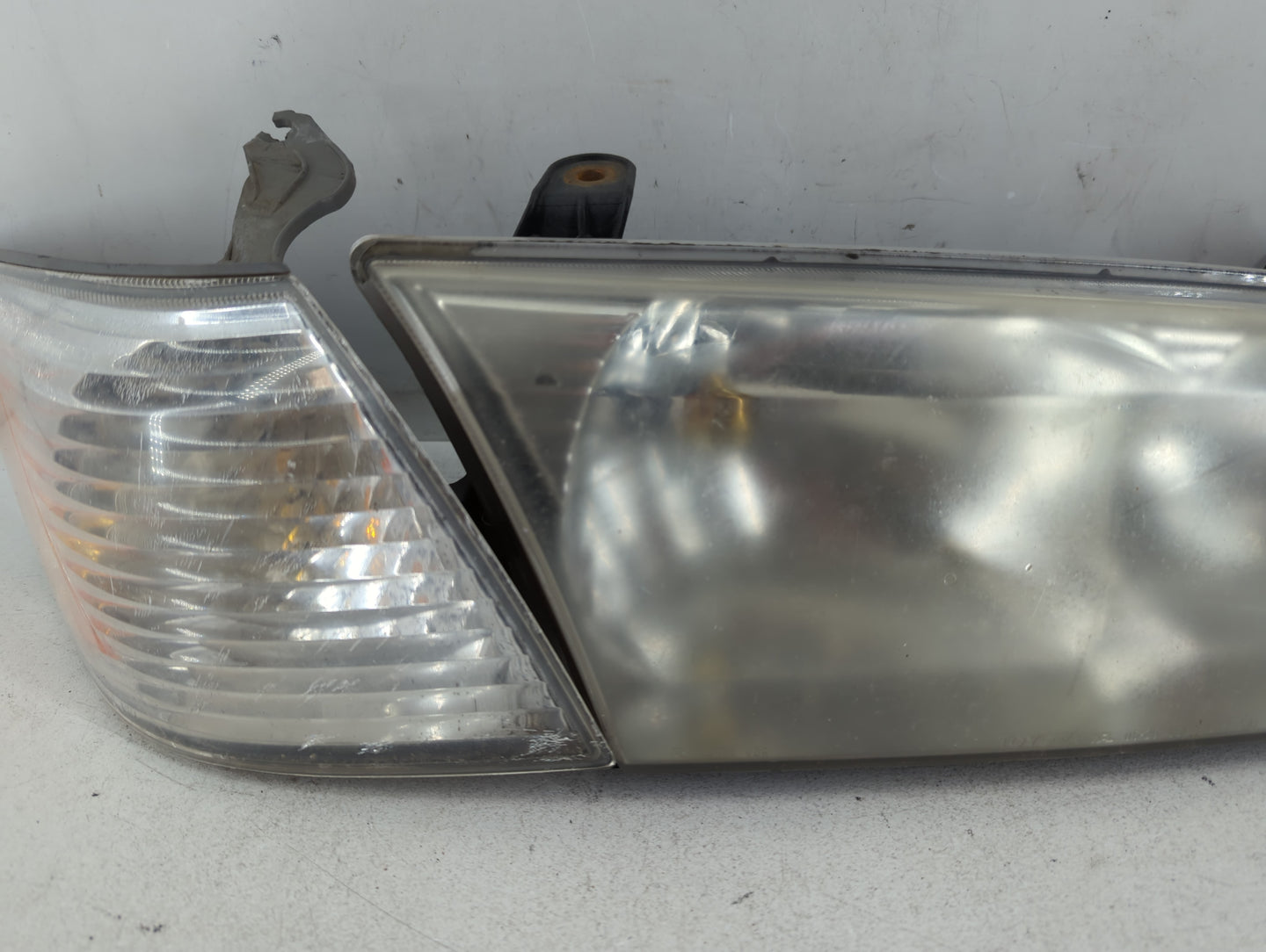 Toyota Camry Passenger Right Oem Head Light Headlight Lamp - Oemusedautoparts1.com