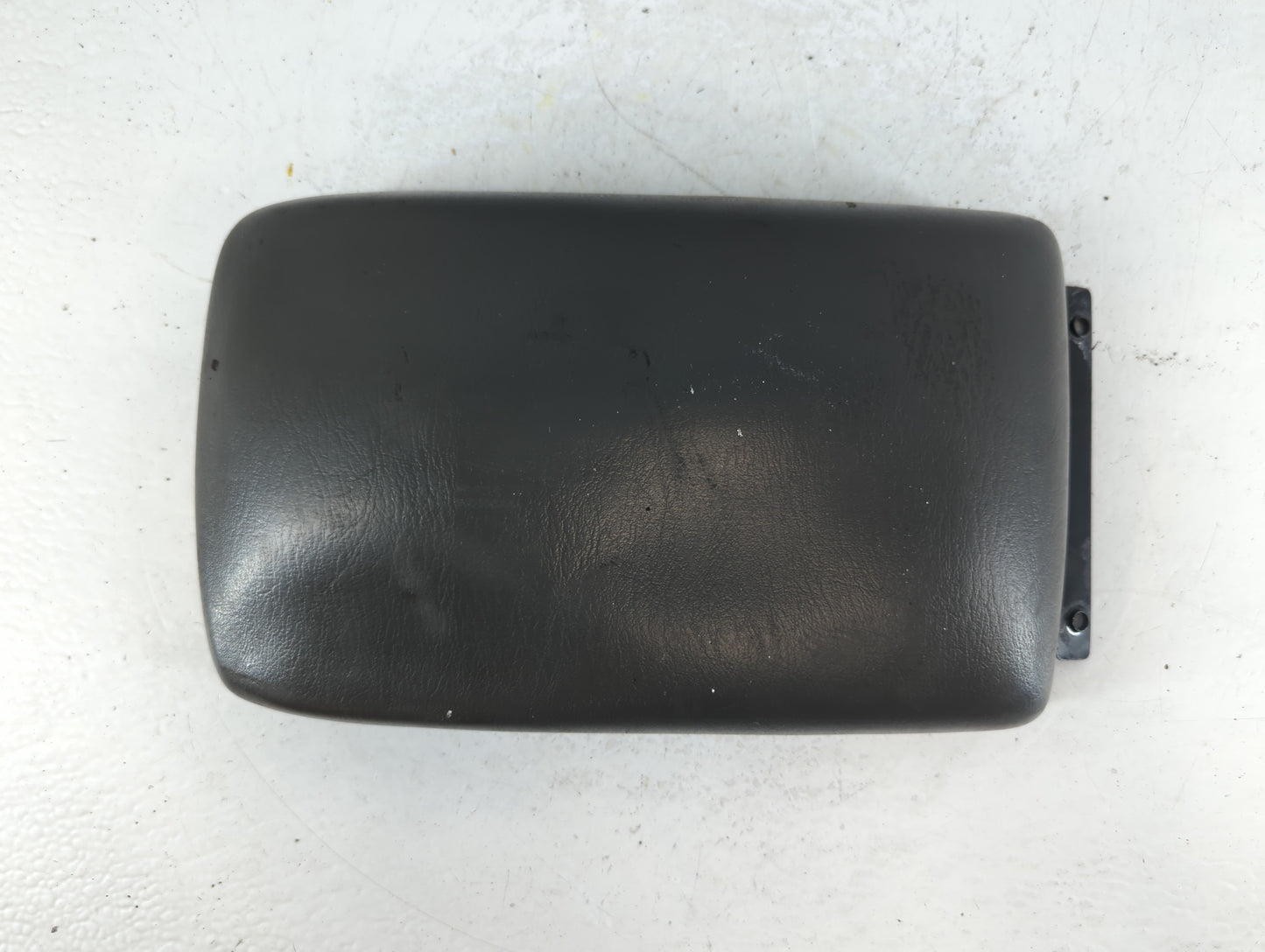 2000-2001 Toyota Camry Center Console Armrest Cover Lid Fits Fits 2000 2001 OEM Used Auto Parts - Oemusedautoparts1.com