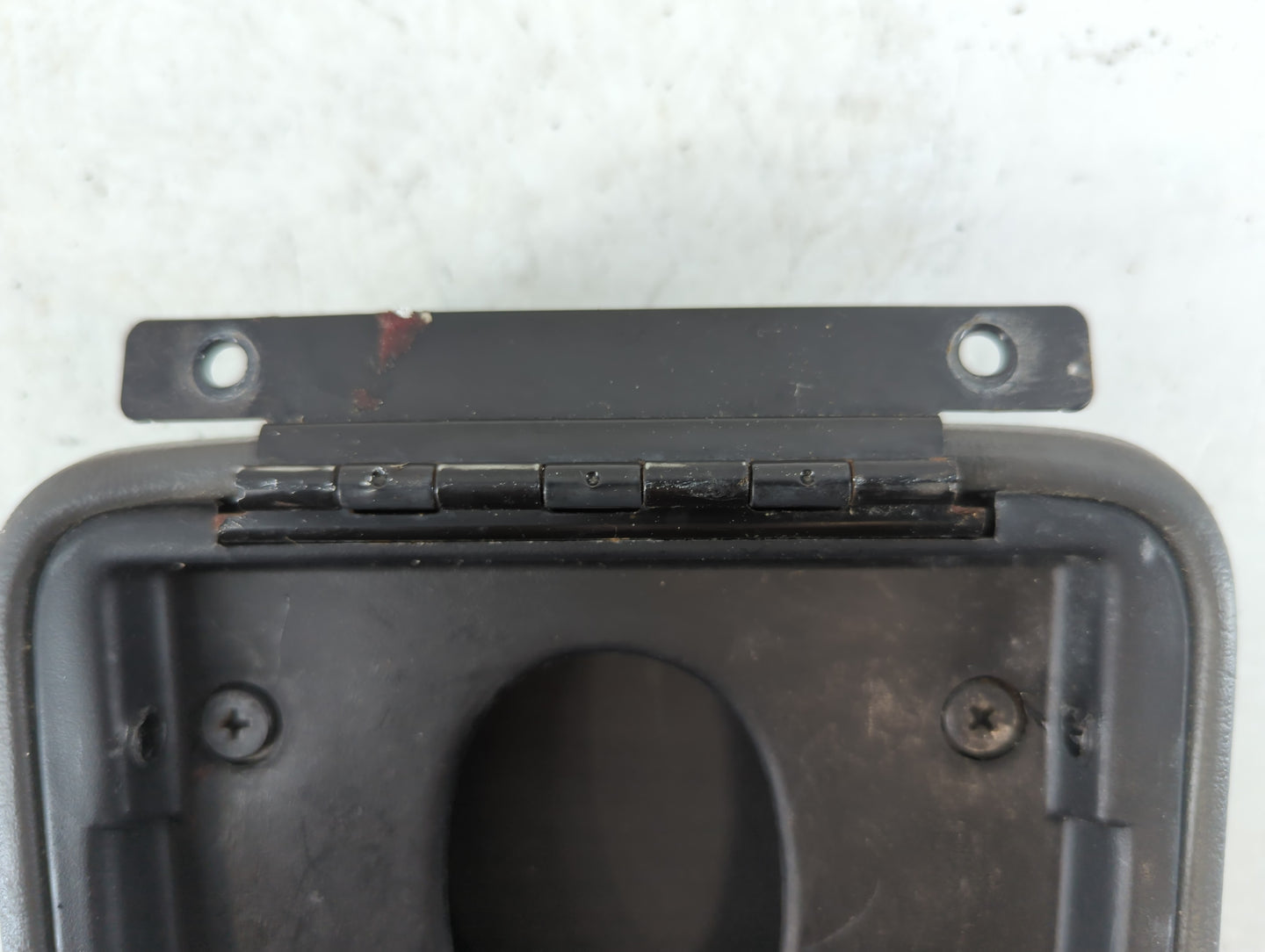 2000-2001 Toyota Camry Center Console Armrest Cover Lid Fits Fits 2000 2001 OEM Used Auto Parts - Oemusedautoparts1.com