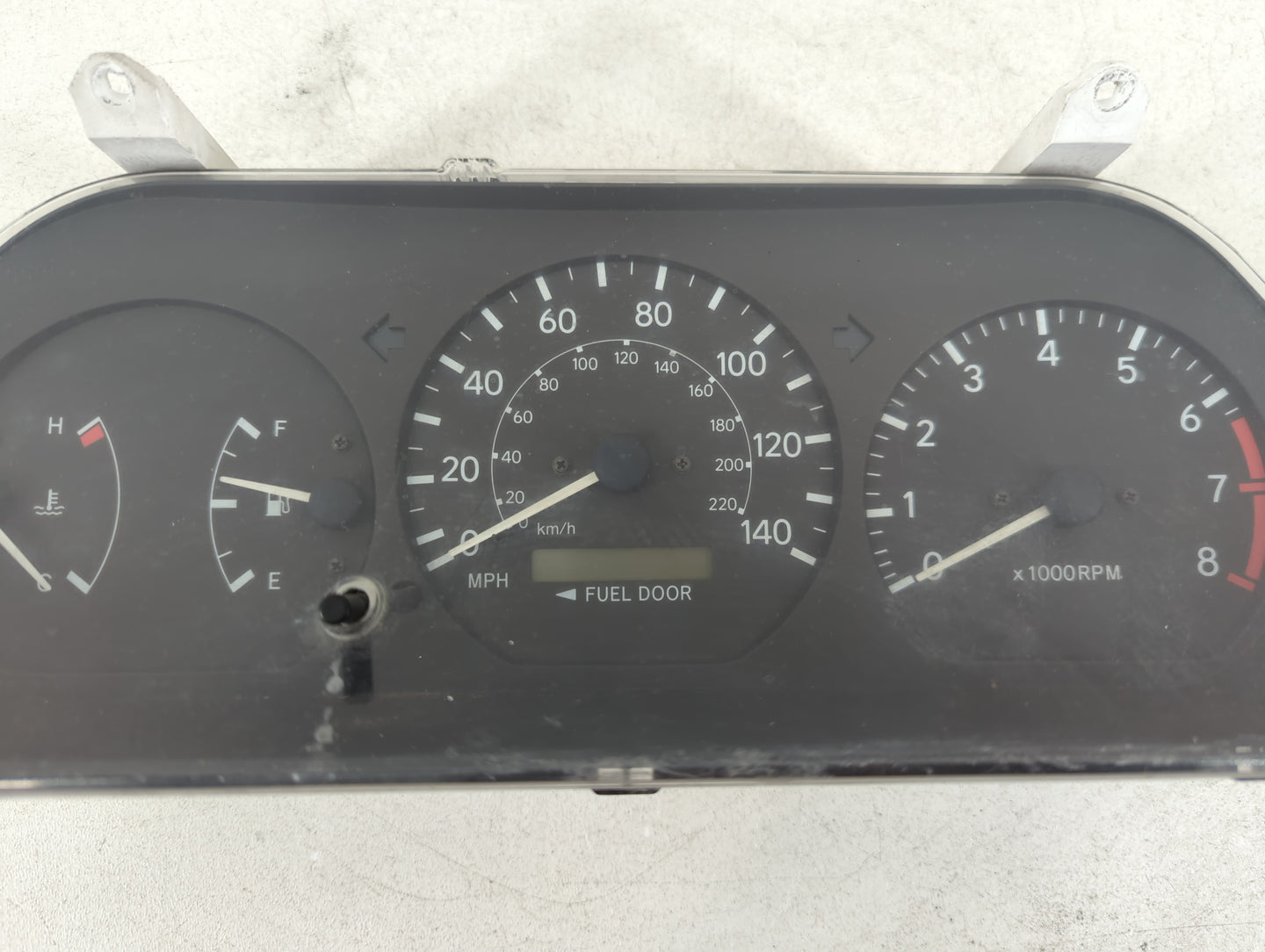 2000 Toyota Camry Rear Cargo Cover Storage Retractable Shade - Oemusedautoparts1.com