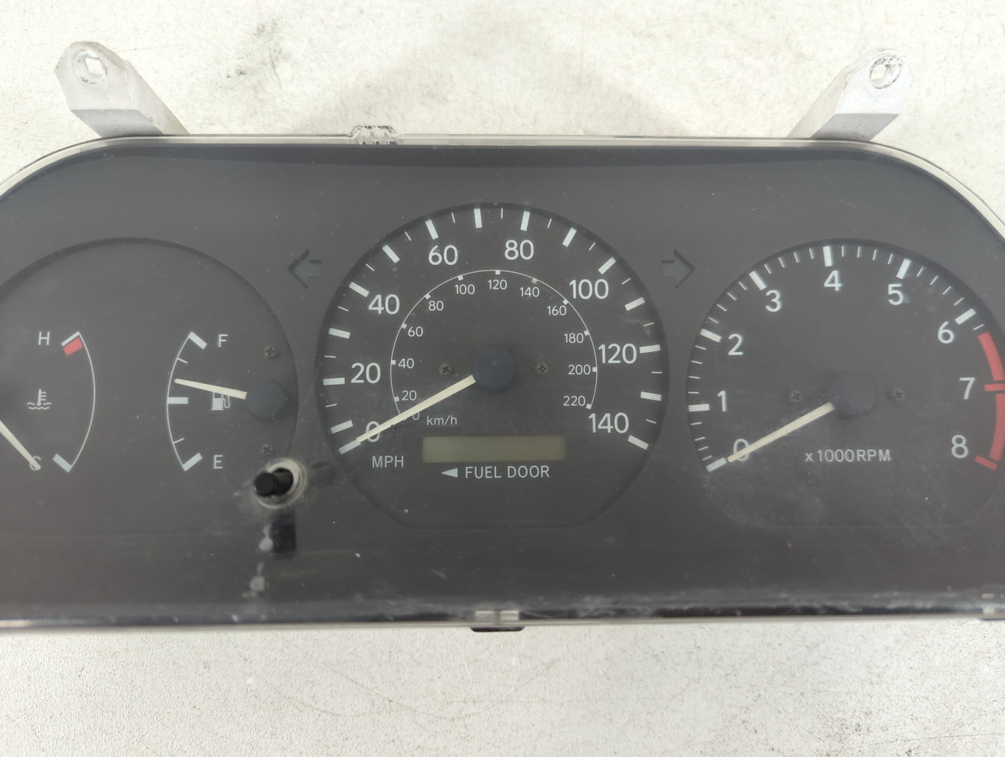 2000 Toyota Camry Rear Cargo Cover Storage Retractable Shade - Oemusedautoparts1.com