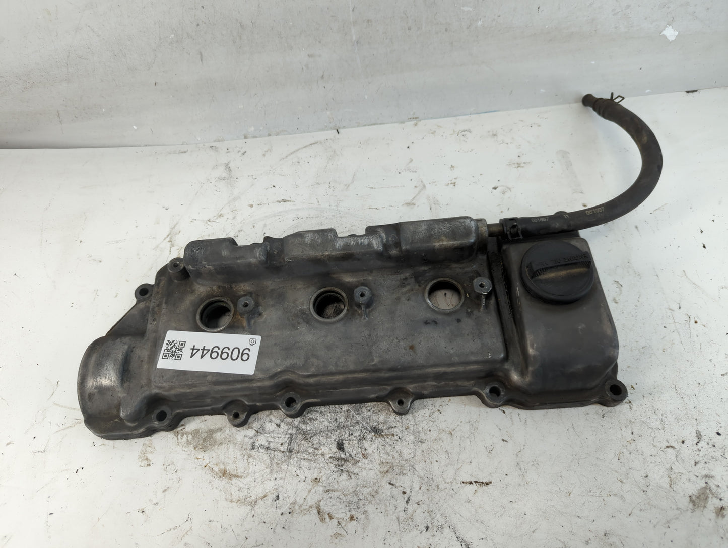 2000 Toyota Camry Driver Left Cylinder Head Valve Cover P/N:11212-0A021 Fits OEM Used Auto Parts - Oemusedautoparts1.com