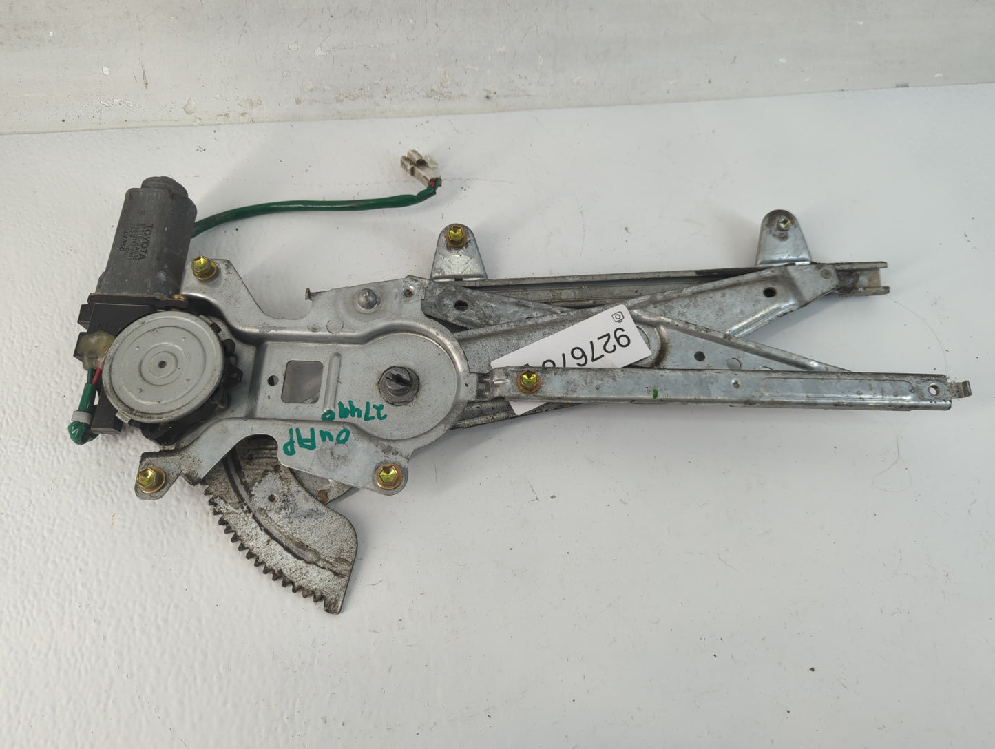 1997-2001 Toyota Camry Passenger Rear Right Power Window Motor - Oemusedautoparts1.com