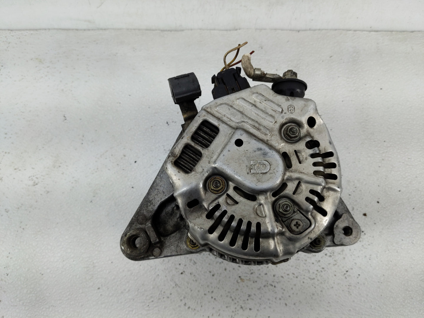 2000-2005 Toyota Celica Alternator Replacement Generator Charging Assembly Engine OEM P/N:27060-22090 Fits OEM Used Auto Par