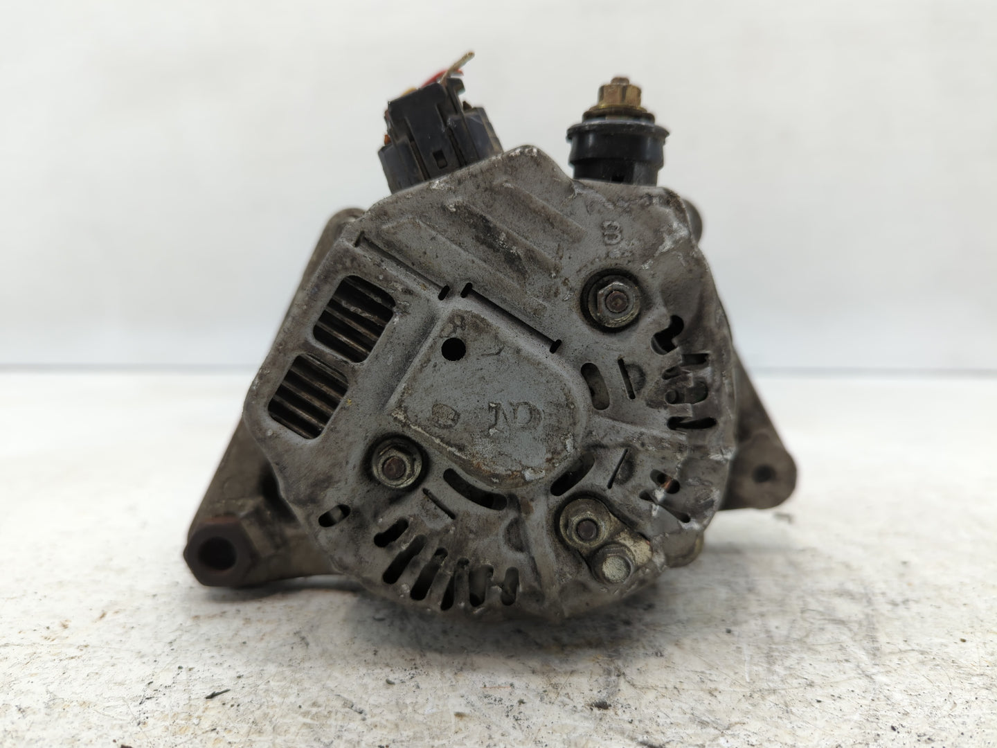 2000-2005 Toyota Celica Alternator Replacement Generator Charging Assembly Engine OEM Fits Fits 2000 2001 2002 2003 2004 200