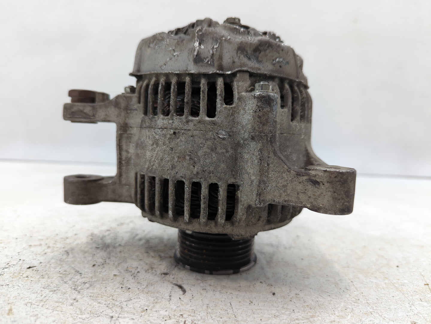 2000-2005 Toyota Celica Alternator Replacement Generator Charging Assembly Engine OEM Fits Fits 2000 2001 2002 2003 2004 200