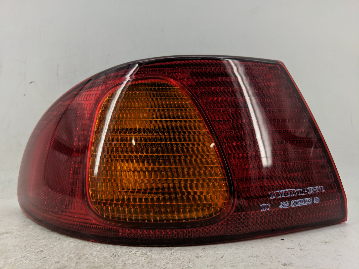 1998-2002 Toyota Corolla Tail Light Assembly Driver Left OEM Fits Fits 1998 1999 2000 2001 2002 OEM Used Auto Parts - Oemuse