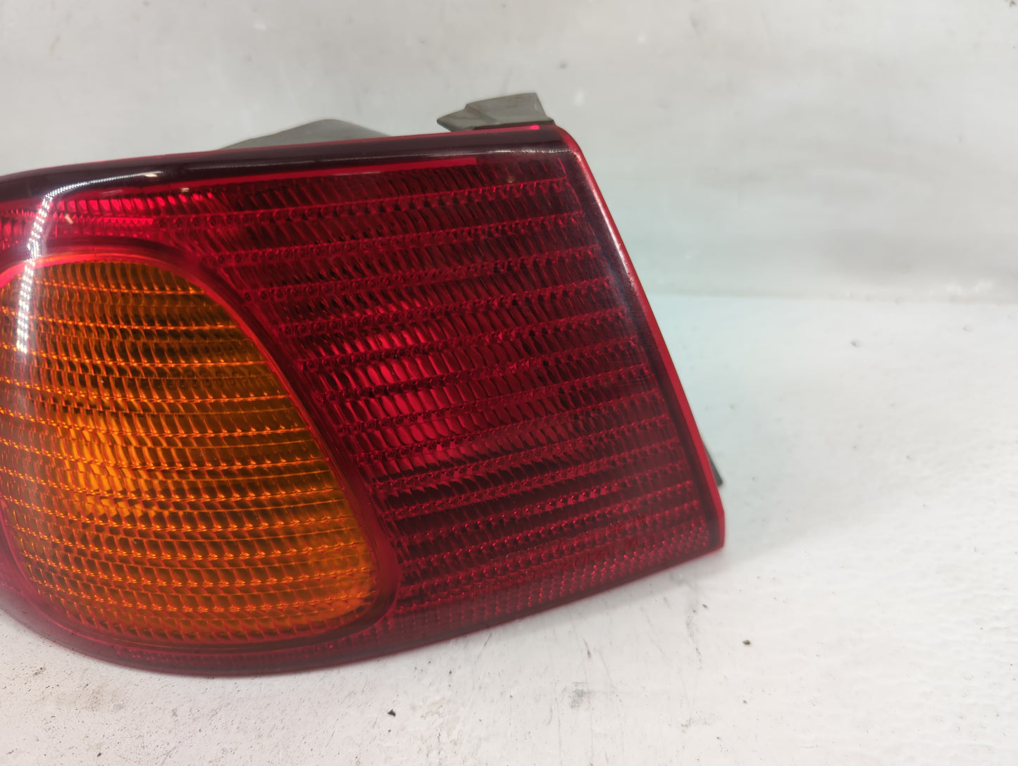 1998-2002 Toyota Corolla Tail Light Assembly Driver Left OEM Fits Fits 1998 1999 2000 2001 2002 OEM Used Auto Parts - Oemuse