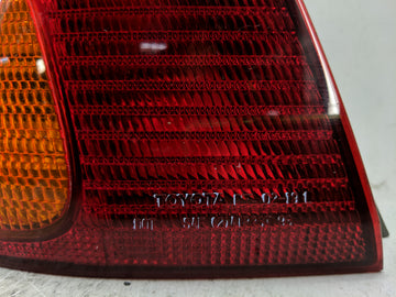 1998-2002 Toyota Corolla Tail Light Assembly Driver Left OEM Fits Fits 1998 1999 2000 2001 2002 OEM Used Auto Parts