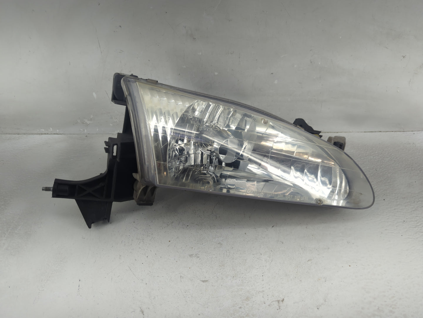 1998-2000 Toyota Corolla Passenger Right Oem Head Light Headlight Lamp - Oemusedautoparts1.com