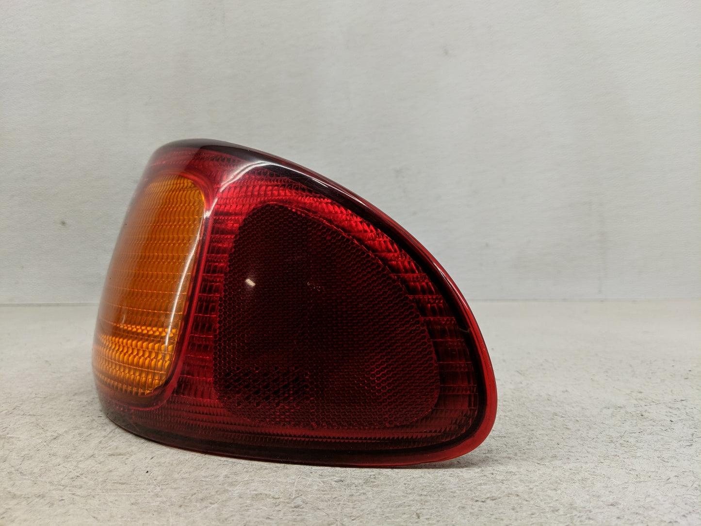 1998-2002 Toyota Corolla Tail Light Assembly Passenger Right OEM Fits Fits 1998 1999 2000 2001 2002 OEM Used Auto Parts - Oe