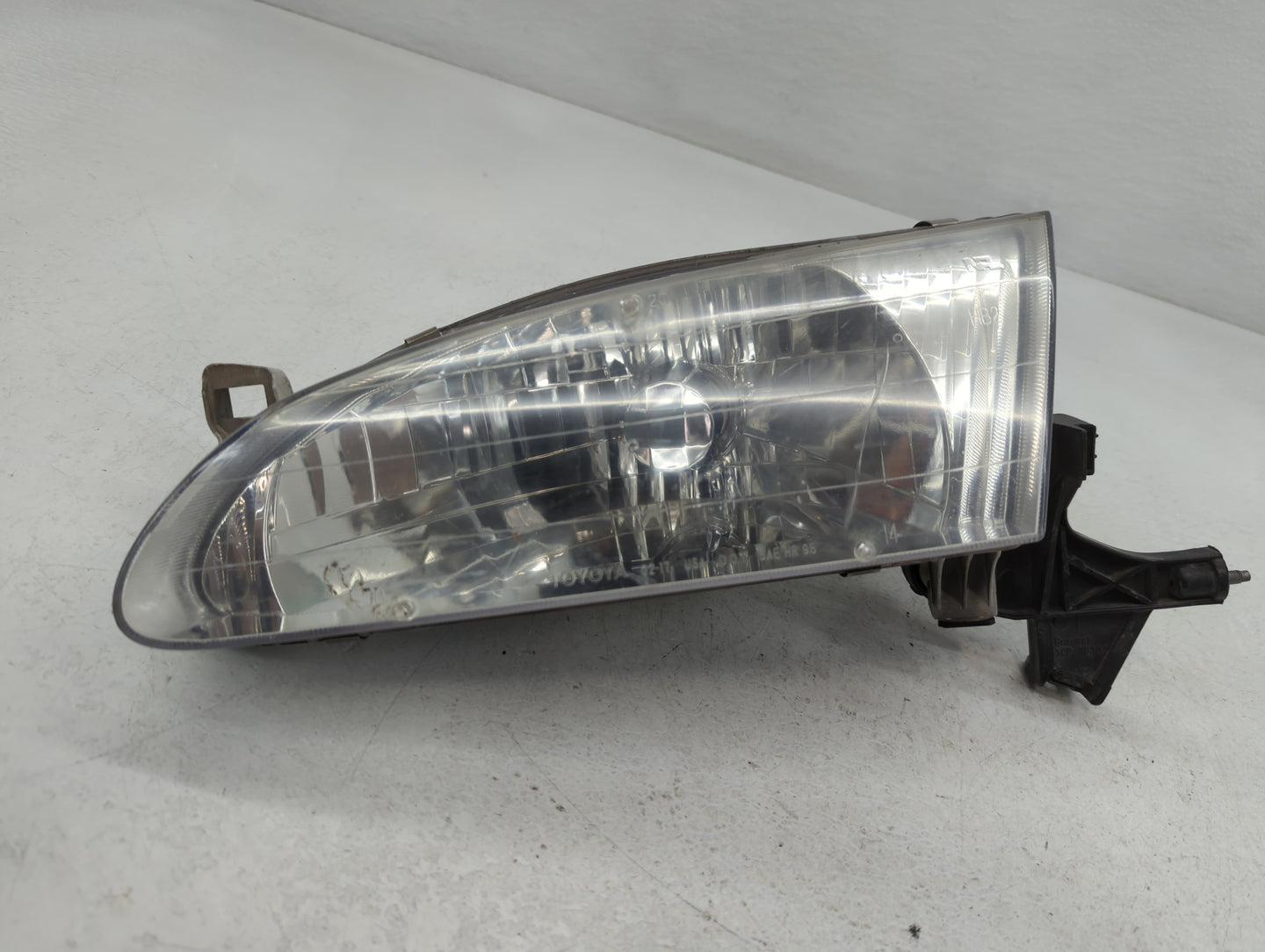1998-2000 Toyota Corolla Driver Left Oem Head Light Headlight Lamp - Oemusedautoparts1.com