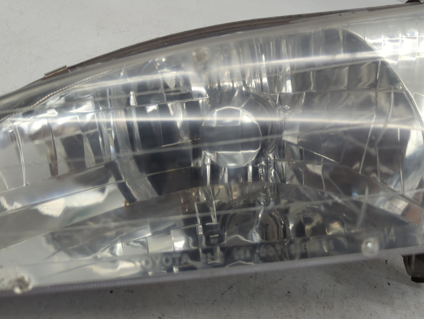 1998-2000 Toyota Corolla Driver Left Oem Head Light Headlight Lamp - Oemusedautoparts1.com