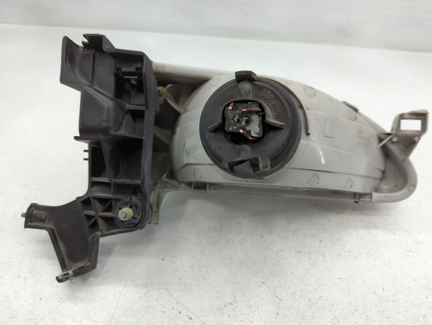 1998-2000 Toyota Corolla Driver Left Oem Head Light Headlight Lamp - Oemusedautoparts1.com