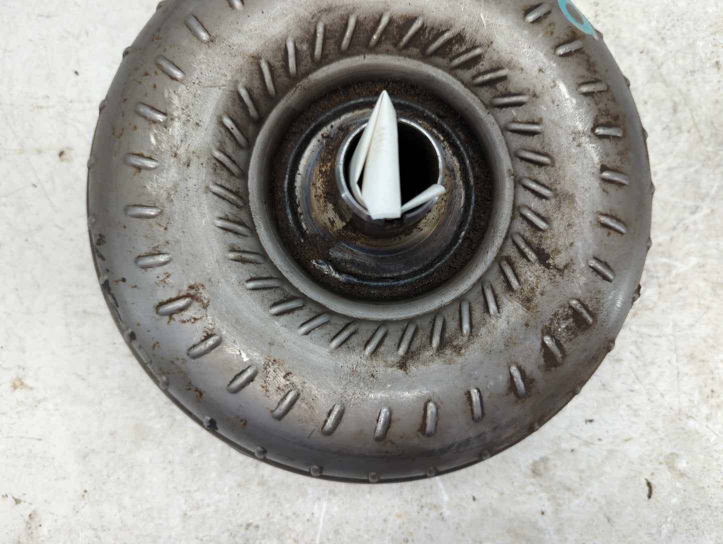 2000 Toyota Corolla Torque Converter Automatic Transmission OEM P/N:30A180 X9J28 30A180 Fits OEM Used Auto Parts - Oemusedau