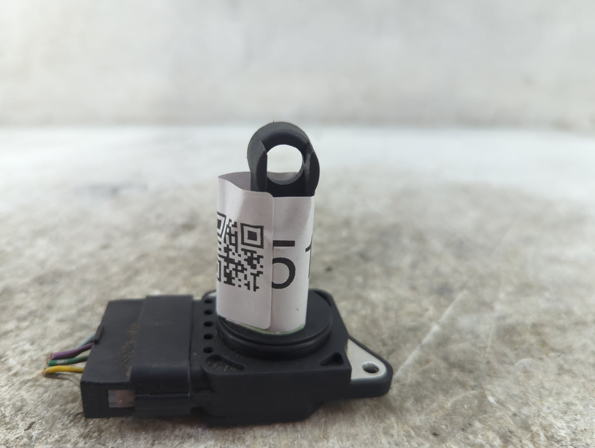 2000 Toyota Dl3000 Mass Air Flow Meter Maf Sensor - Oemusedautoparts1.com