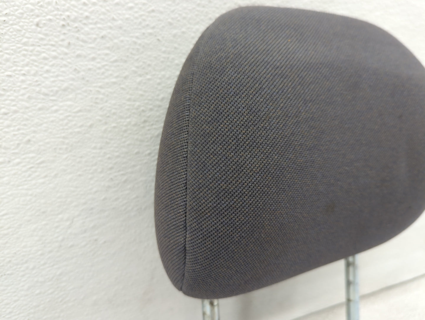2000 Toyota Echo Headrest Head Rest Front Driver Passenger Seat - Oemusedautoparts1.com