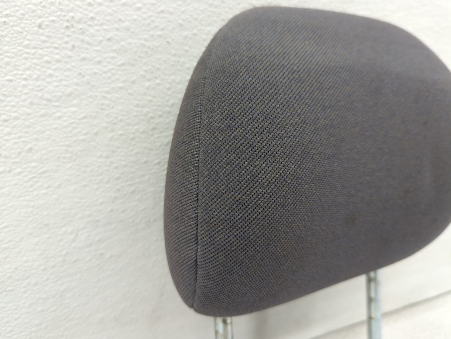 2000 Toyota Echo Headrest Head Rest Front Driver Passenger Seat - Oemusedautoparts1.com
