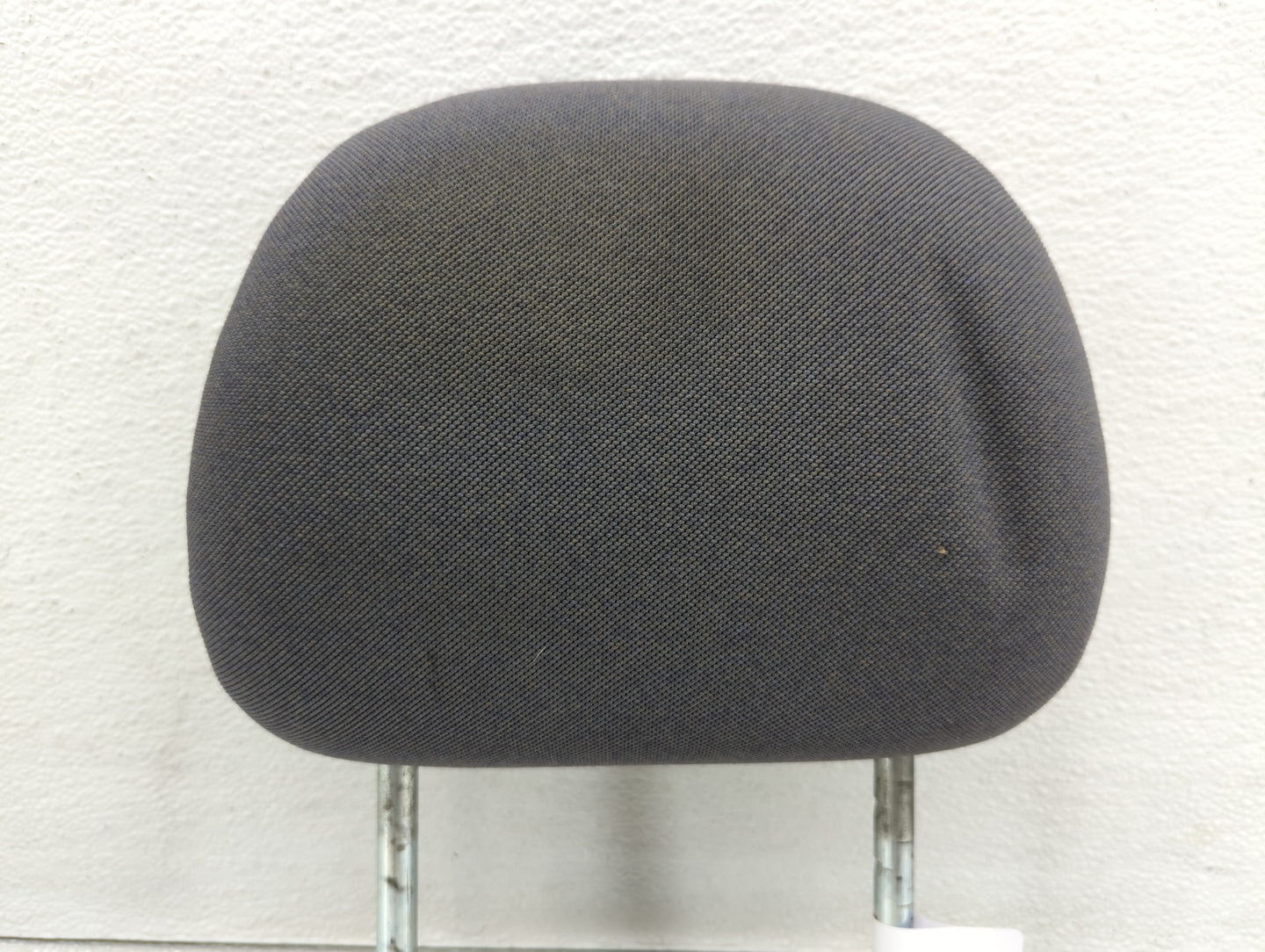2000 Toyota Echo Headrest Head Rest Front Driver Passenger Seat Black - Oemusedautoparts1.com