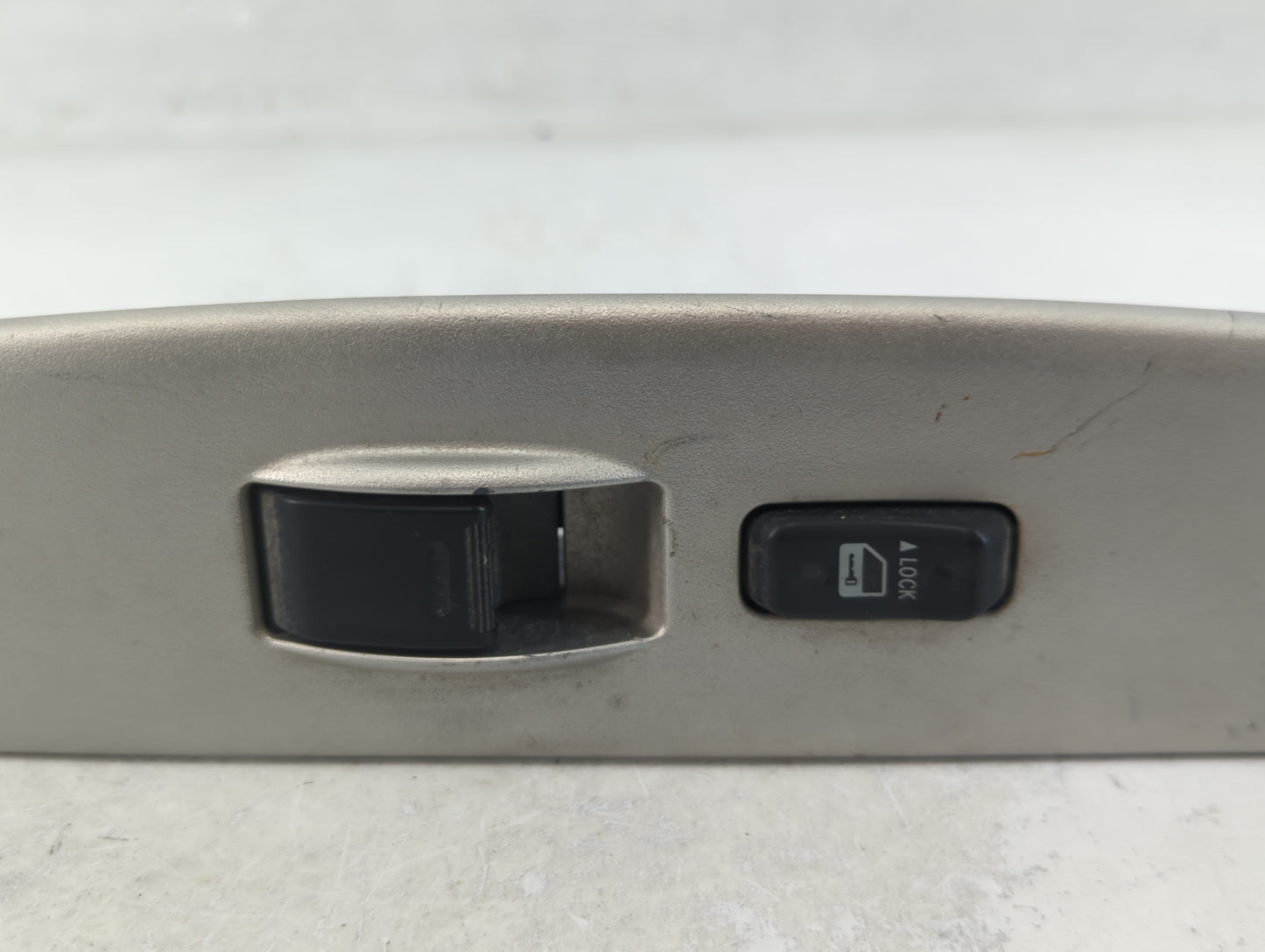 1998-2000 Toyota Rav4 Master Power Window Switch Replacement Driver Side Left P/N:74231-42050 Fits Fits 1998 1999 2000 OEM U