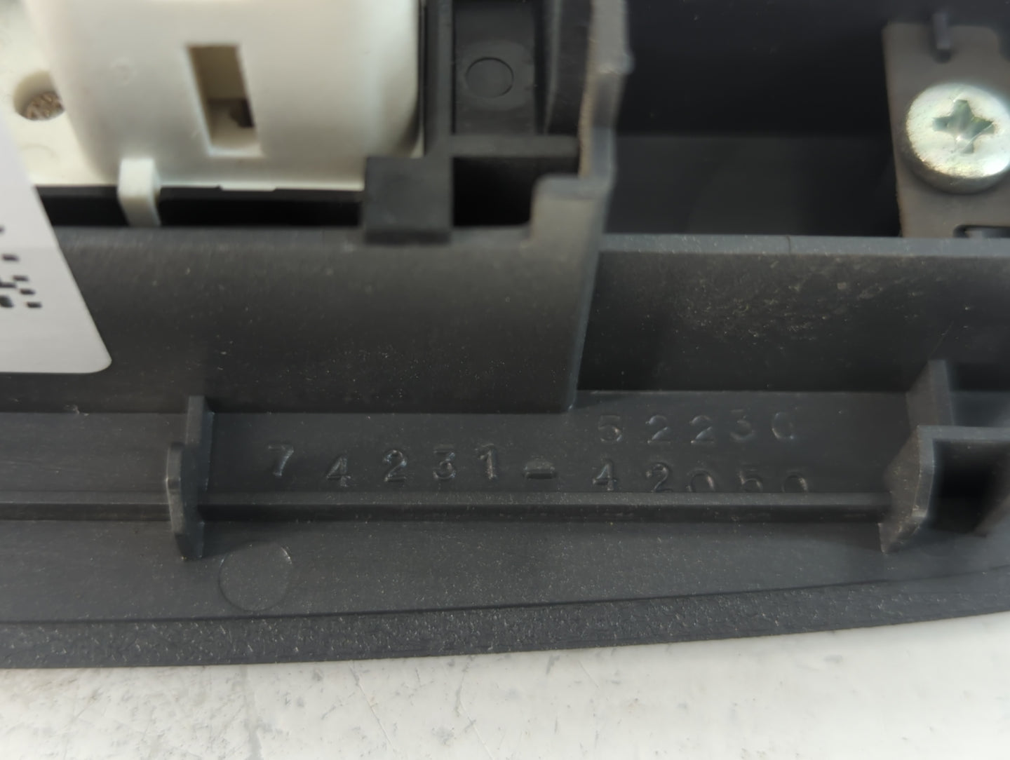 1998-2000 Toyota Rav4 Master Power Window Switch Replacement Driver Side Left P/N:74231-42050 Fits Fits 1998 1999 2000 OEM U