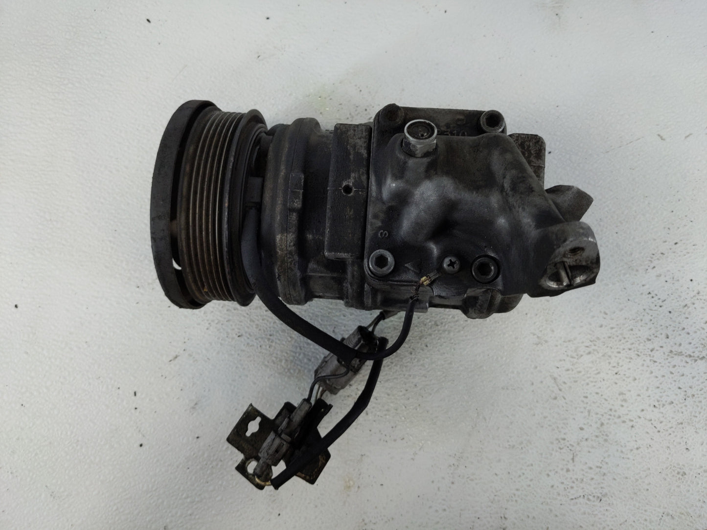 1998-2000 Toyota Sienna Air Conditioning A/c Ac Compressor Oem - Oemusedautoparts1.com
