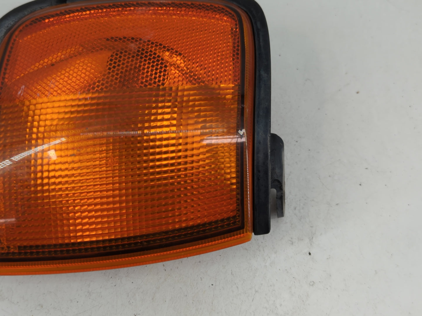 1998-2000 Toyota Sienna Tail Light Assembly Passenger Right OEM P/N:1157 Fits Fits 1998 1999 2000 OEM Used Auto Parts - Oemu