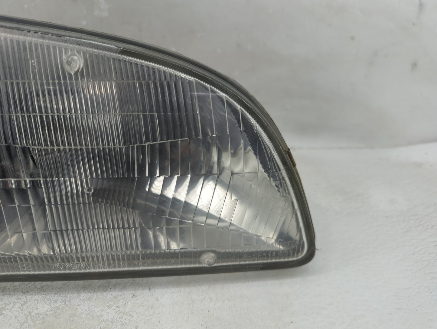 1998-2000 Toyota Sienna Passenger Right Oem Head Light Headlight Lamp - Oemusedautoparts1.com
