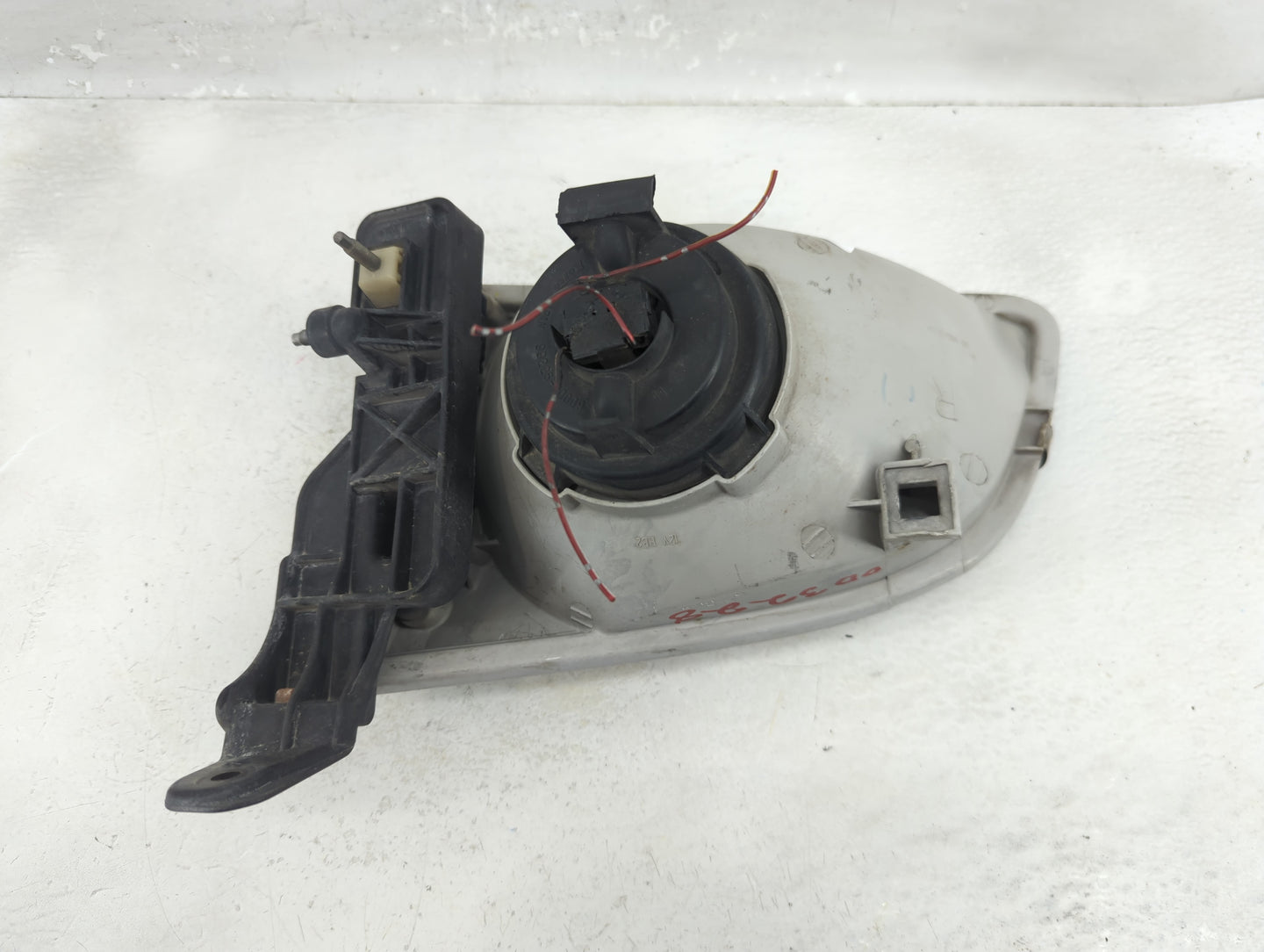 1998-2000 Toyota Sienna Passenger Right Oem Head Light Headlight Lamp - Oemusedautoparts1.com