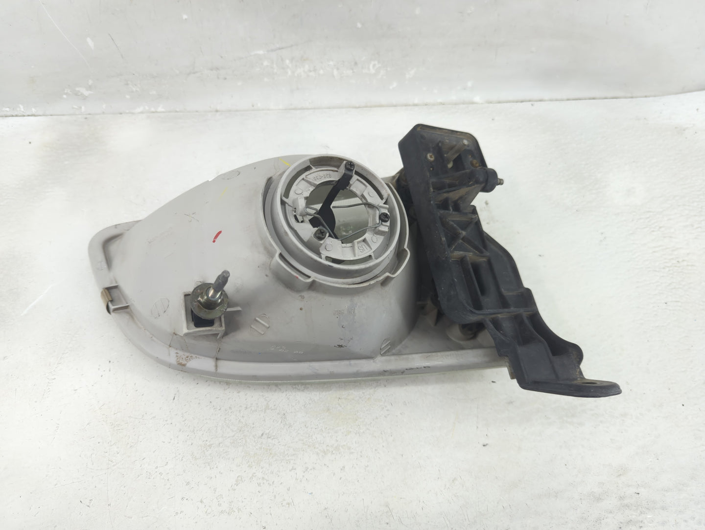 1998-2000 Toyota Sienna Passenger Right Oem Head Light Headlight Lamp - Oemusedautoparts1.com