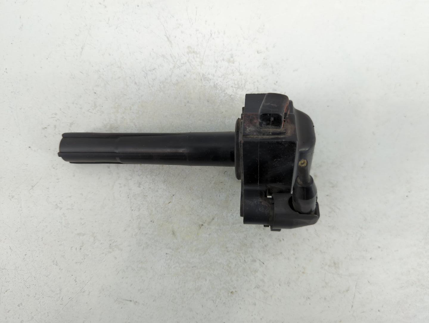 1998-2000 Toyota Sienna Ignition Coil Igniter Pack - Oemusedautoparts1.com