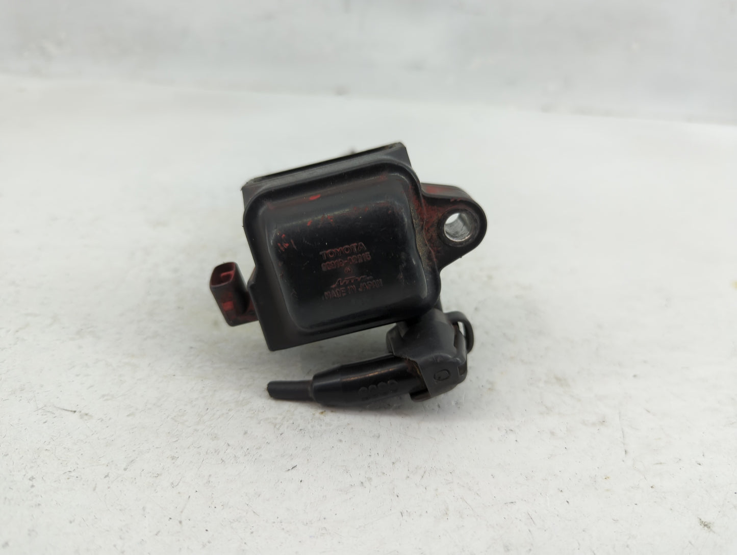 1998-2000 Toyota Sienna Ignition Coil Igniter Pack - Oemusedautoparts1.com
