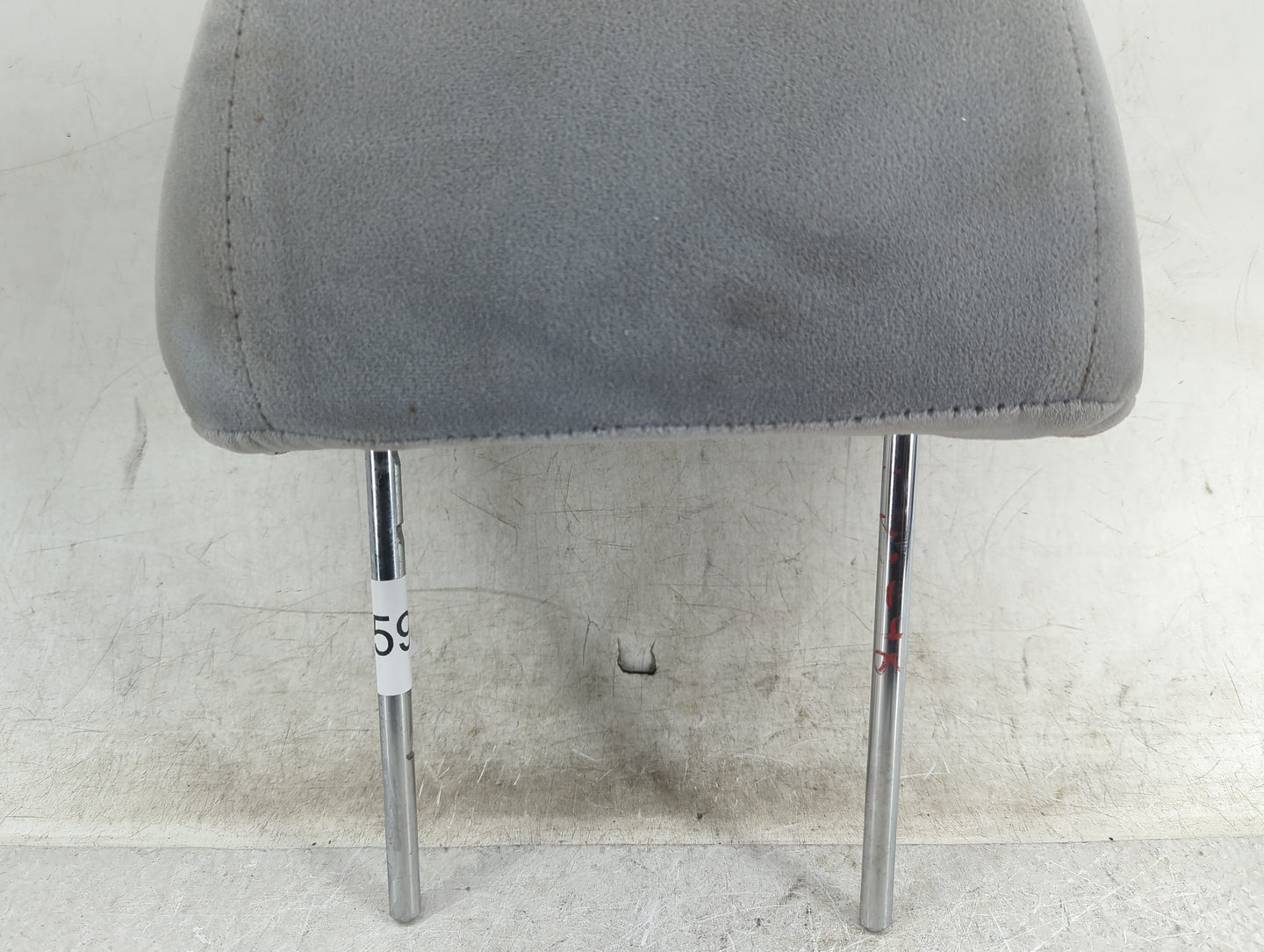 2000 Toyota Sienna Headrest Head Rest Front Driver Passenger Seat Fits OEM Used Auto Parts - Oemusedautoparts1.com