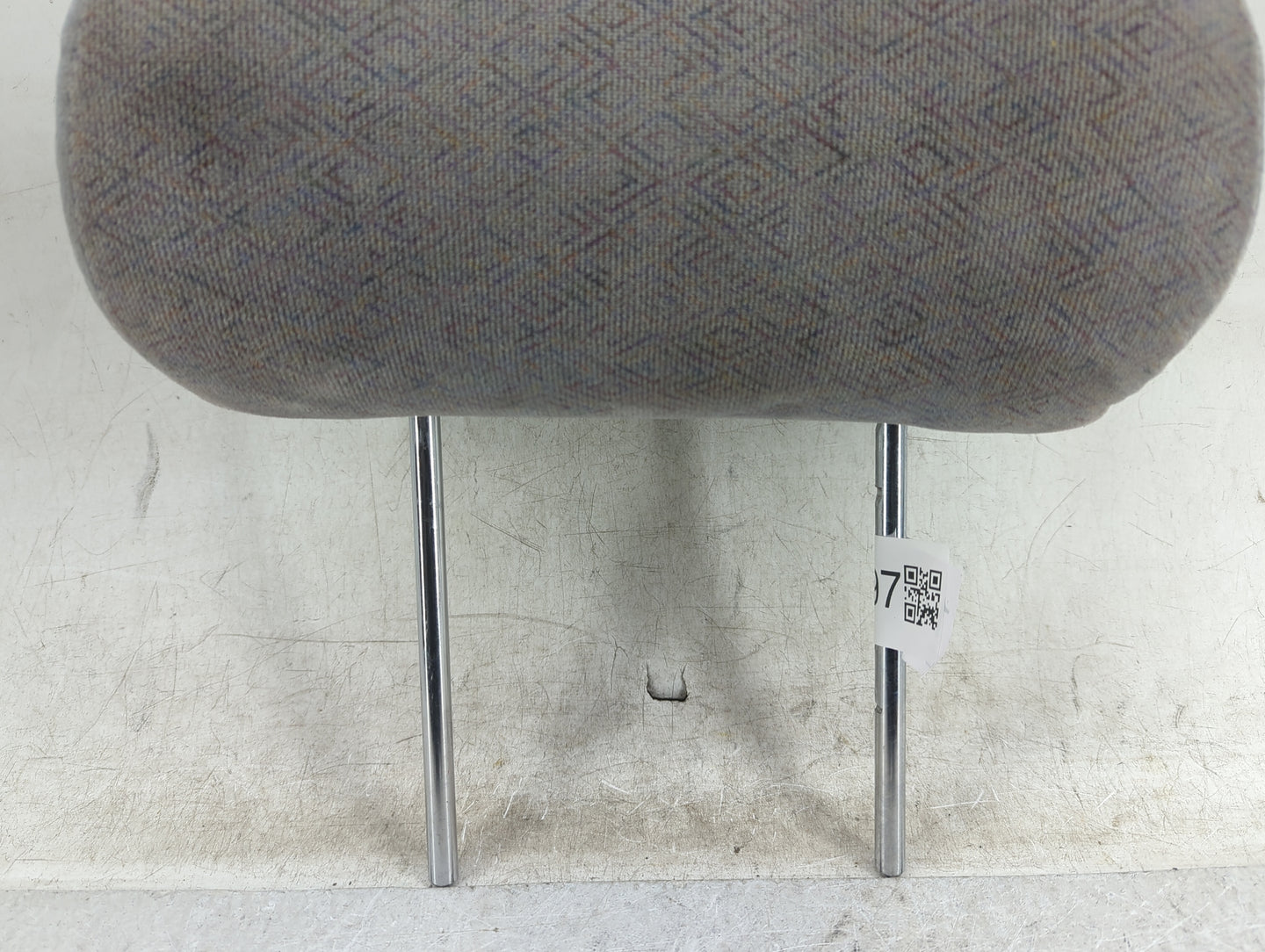 2000 Toyota Sienna Headrest Head Rest Front Driver Passenger Seat Fits OEM Used Auto Parts - Oemusedautoparts1.com