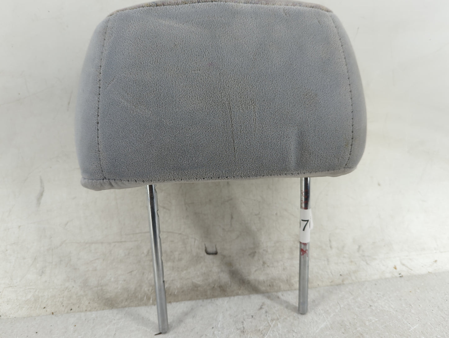 2000 Toyota Sienna Headrest Head Rest Front Driver Seat Grey - Oemusedautoparts1.com