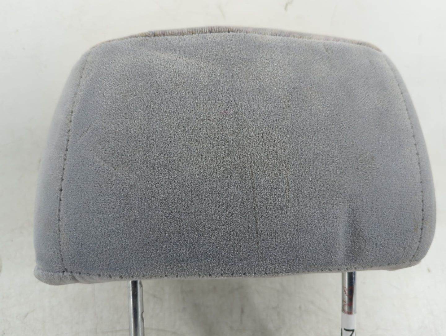 2000 Toyota Sienna Headrest Head Rest Front Driver Seat Grey - Oemusedautoparts1.com