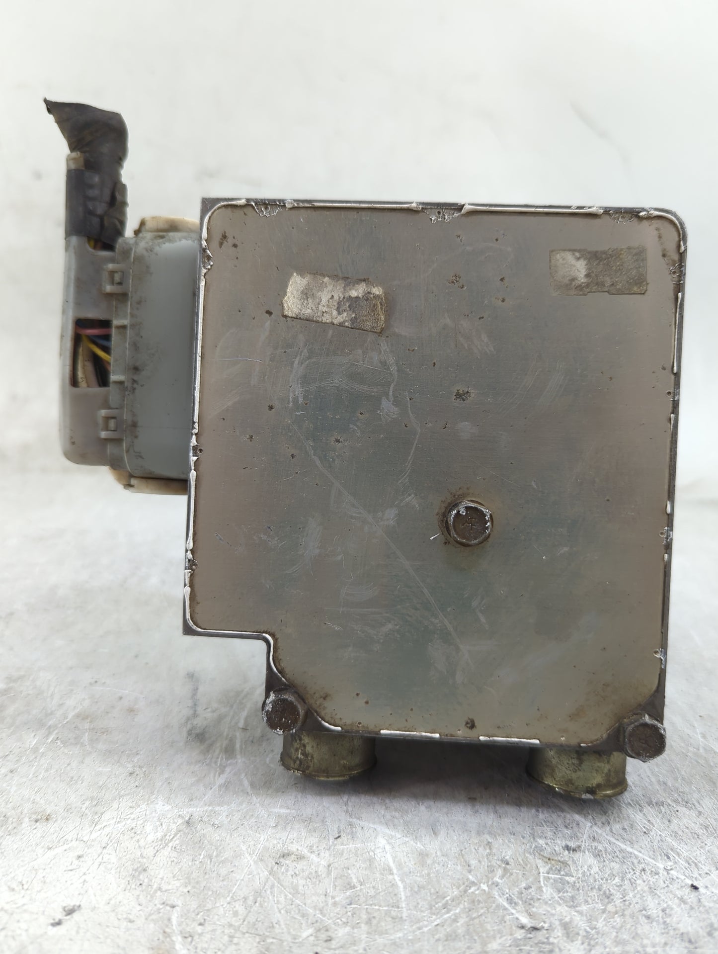 1998-2001 Toyota Sienna ABS Pump Control Module Replacement P/N:44510 08010 Fits Fits 1998 1999 2000 2001 OEM Used Auto Part