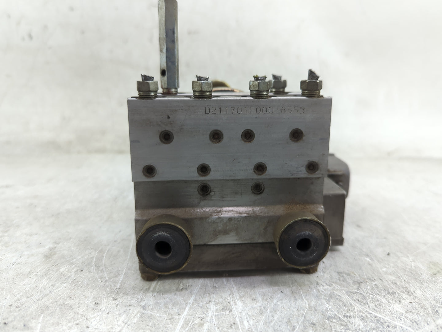 1998-2001 Toyota Sienna ABS Pump Control Module Replacement P/N:44510-08010 44510 08010 Fits Fits 1998 1999 2000 2001 OEM Us