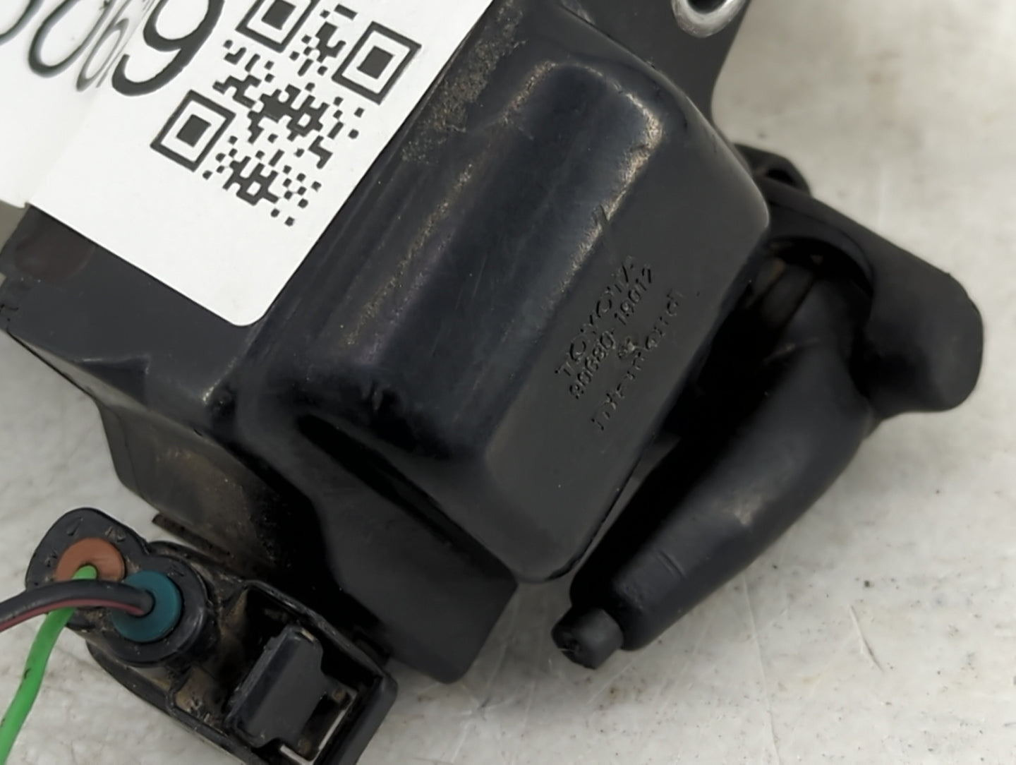 1998-2000 Toyota Sienna Ignition Coil Igniter Pack - Oemusedautoparts1.com