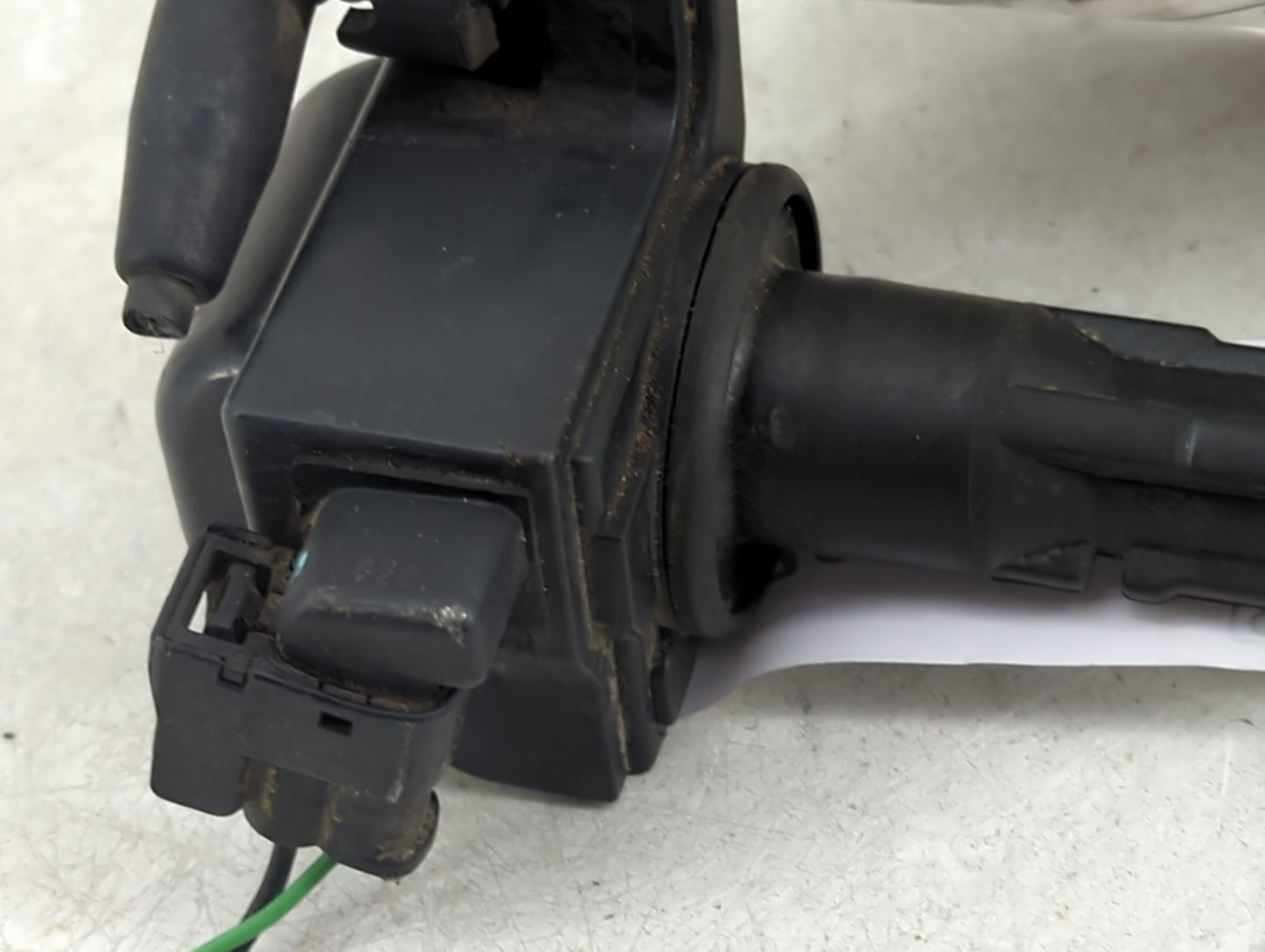1998-2000 Toyota Sienna Ignition Coil Igniter Pack - Oemusedautoparts1.com