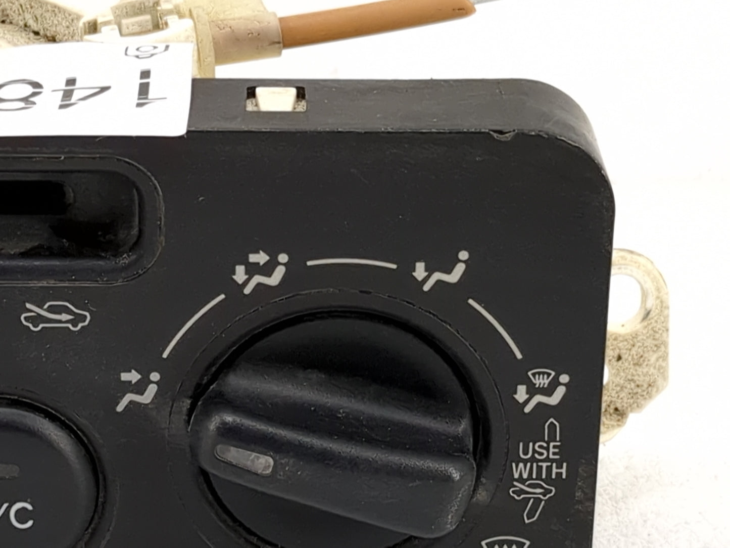 2000 Toyota Sienna Climate Control Module Temperature AC/Heater Replacement P/N:204RL Fits OEM Used Auto Parts - Oemusedauto