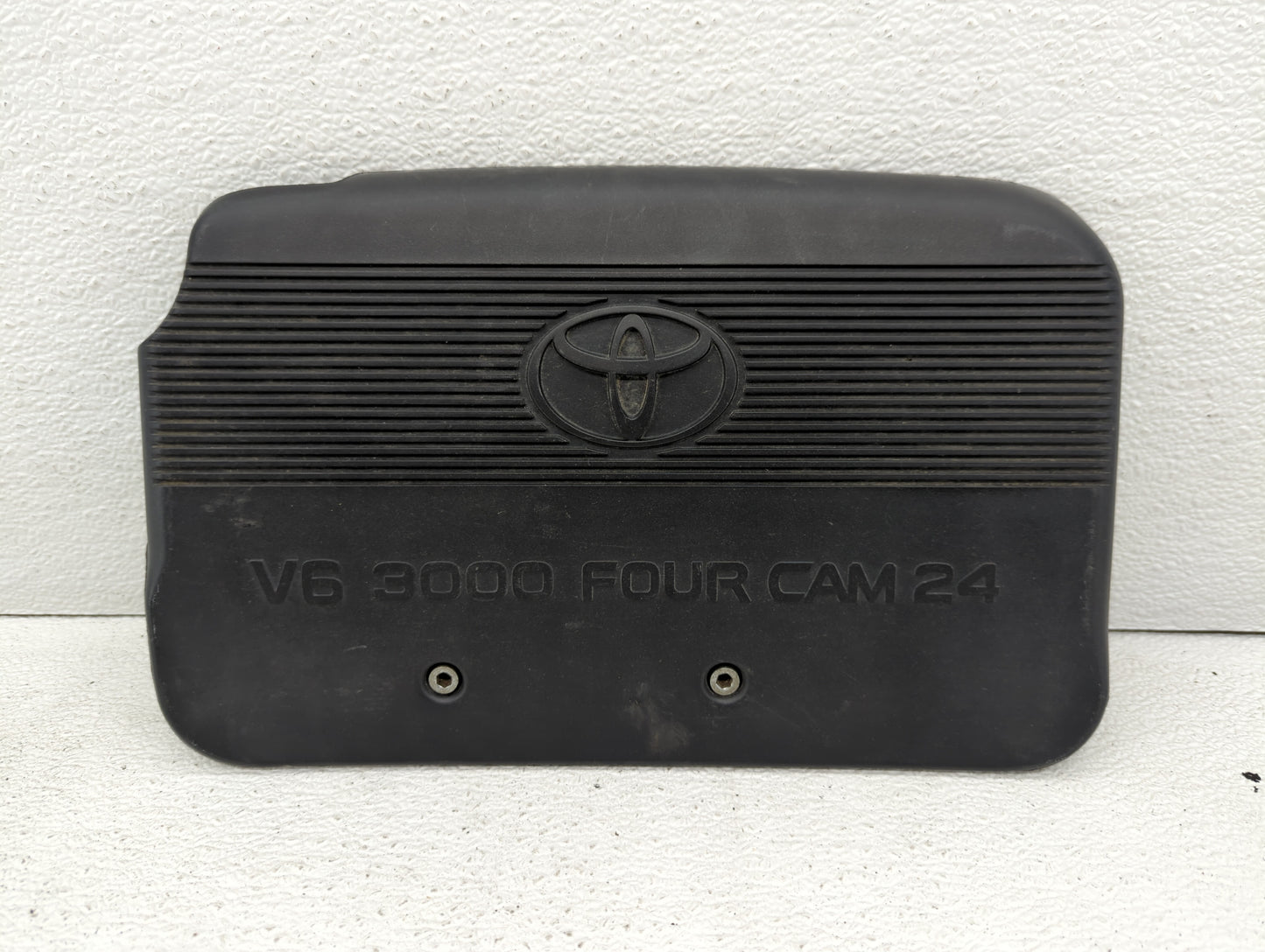 2000 Toyota Sienna Engine Cover - Oemusedautoparts1.com
