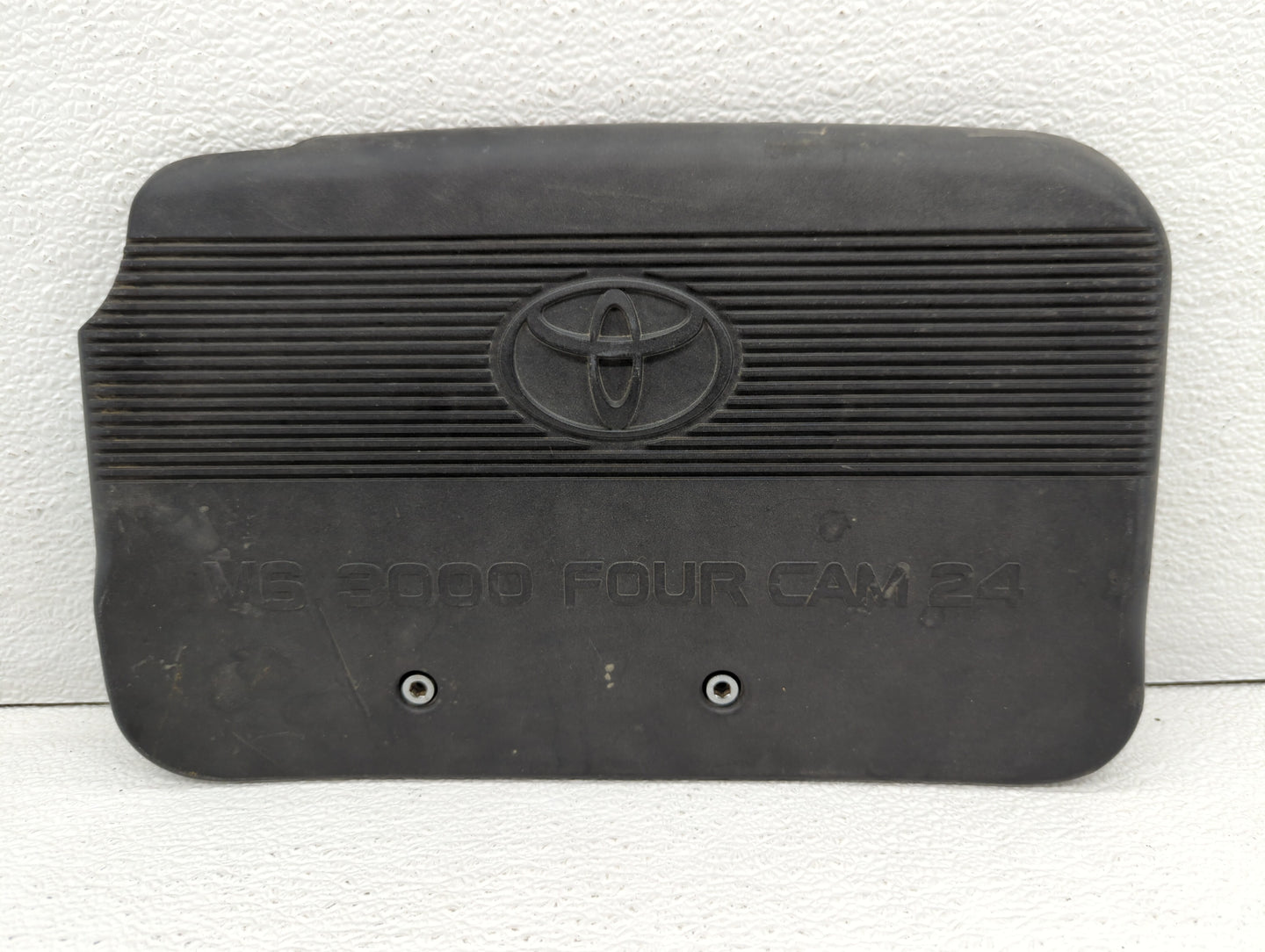 2000 Toyota Sienna Engine Cover - Oemusedautoparts1.com