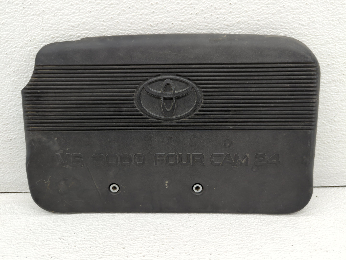 2000 Toyota Sienna Engine Cover - Oemusedautoparts1.com